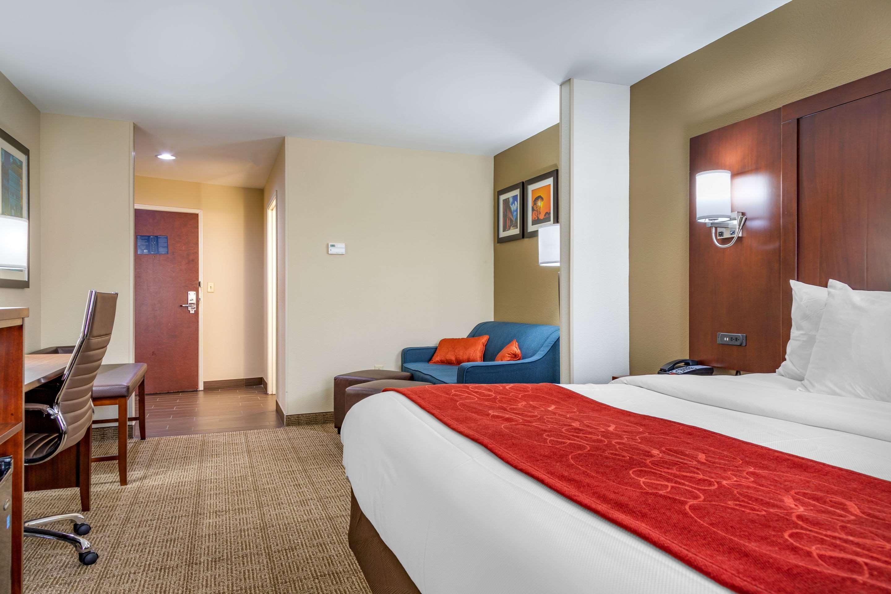 Comfort Suites Savannah Gateway I-95 Buitenkant foto